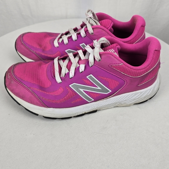 New Balance Pink Athletic Running Shoes Sz 5.5 - Picture 3 of 8